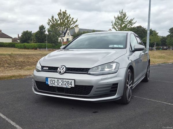 Volkswagen Golf Hatchback, Diesel, 2013, Silver