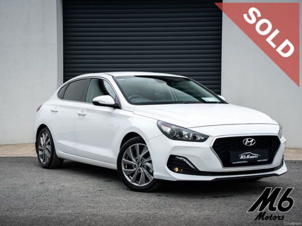 Hyundai i30 Hatchback, Petrol, 2019, White
