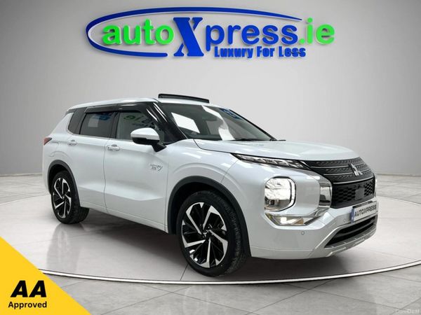 Mitsubishi Outlander SUV, Petrol Hybrid, 2023, White