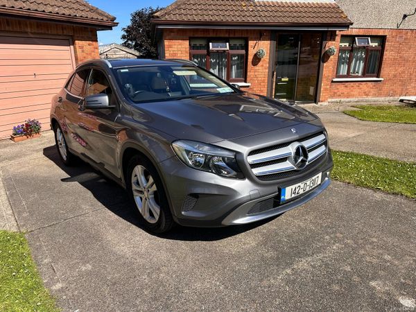 Mercedes-Benz GLA SUV, Diesel, 2014, Grey