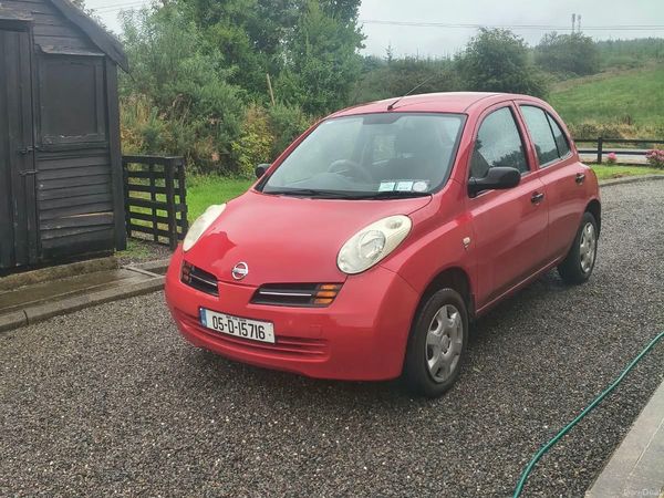 Nissan Micra Hatchback, Petrol, 2005, Red
