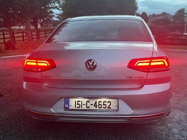Volkswagen Passat Saloon, Diesel, 2015, Silver