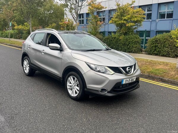 Nissan Qashqai SUV, Petrol, 2017, Grey