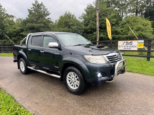 Toyota Hilux Pick Up, Diesel, 2013, Blue