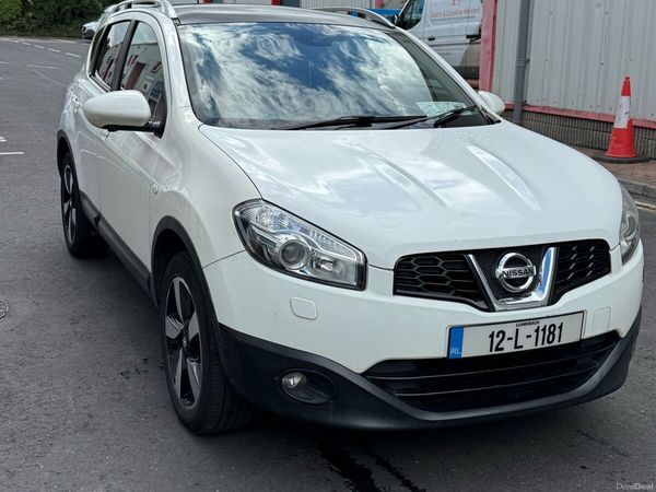 Nissan Qashqai Hatchback, Diesel, 2012, White