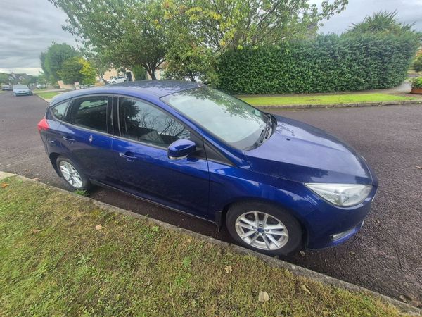 Ford Focus Hatchback, Diesel, 2015, Blue