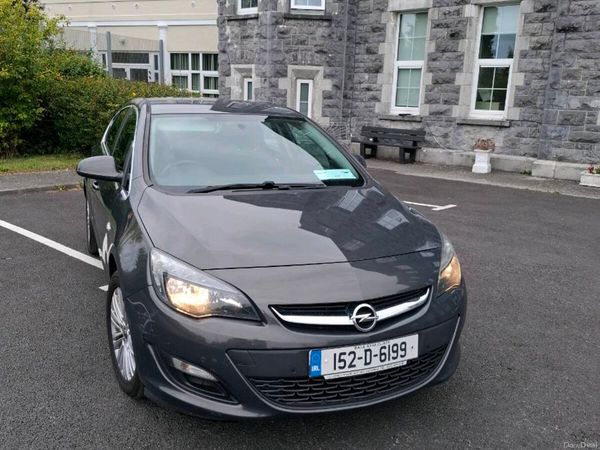Opel Astra Hatchback, Diesel, 2015, Grey