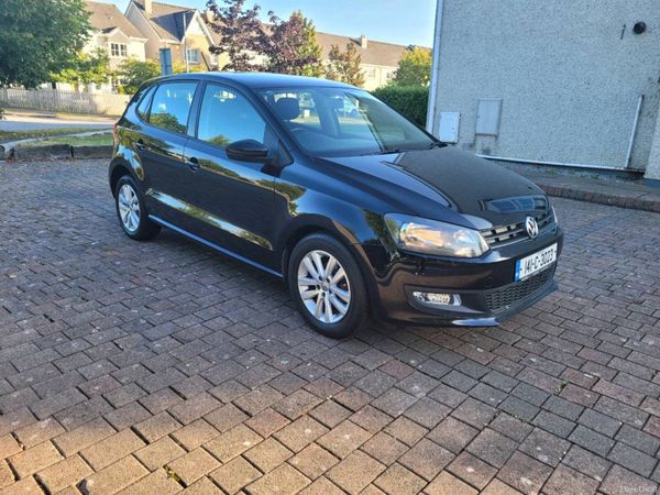 Volkswagen Polo Hatchback, Petrol, 2014, Black