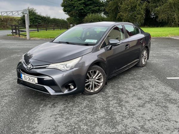 Toyota Avensis Saloon, Diesel, 2015, Grey