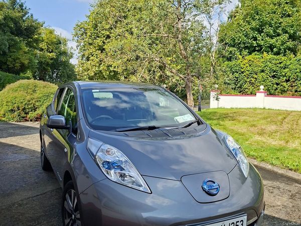 Nissan Leaf Hatchback, Electric, 2017, Grey
