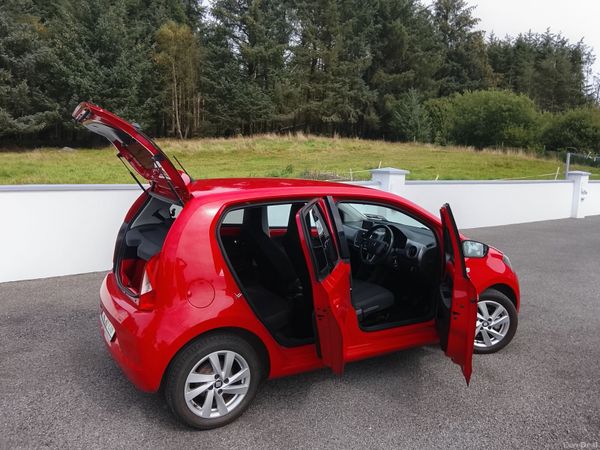 SEAT Mii Hatchback, Petrol, 2014, Red