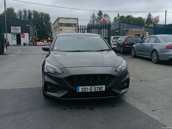 Ford Focus Hatchback, Diesel, 2022, Grey