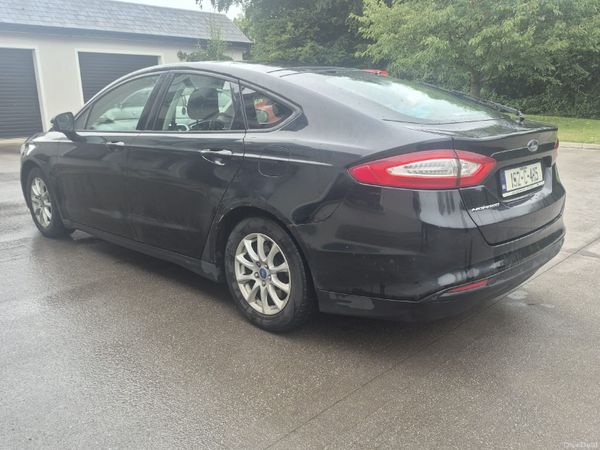 Ford Mondeo Hatchback, Diesel, 2015, Black
