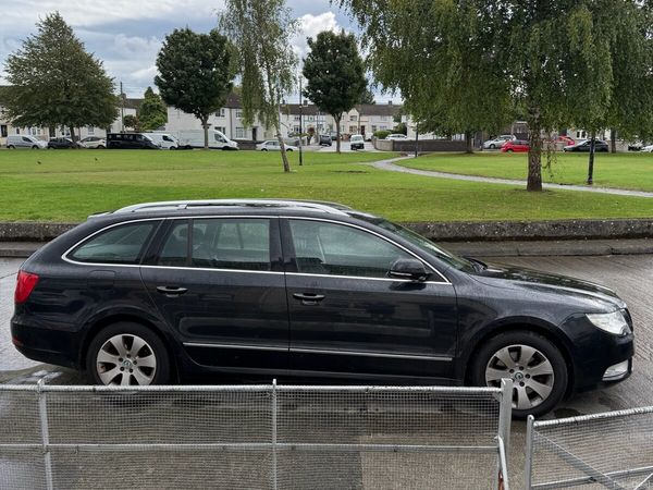 Skoda Superb Estate, Diesel, 2012, Black