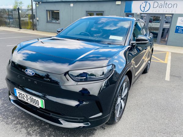 Ford Capri SUV, Electric, 2025, Black