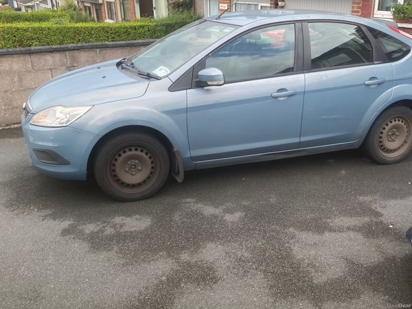 Ford Focus Hatchback, Petrol, 2008, Grey