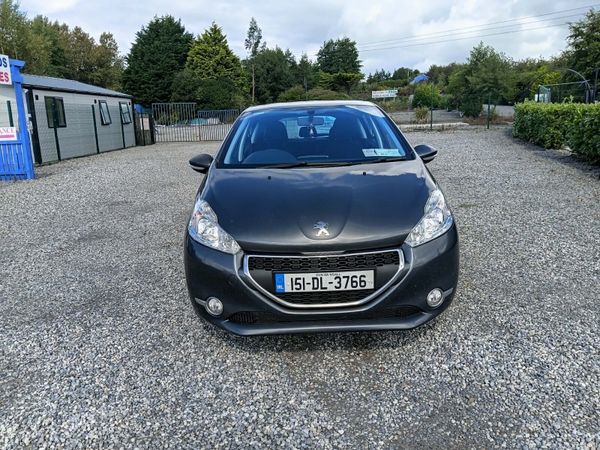Peugeot 208 Hatchback, Diesel, 2015, Grey