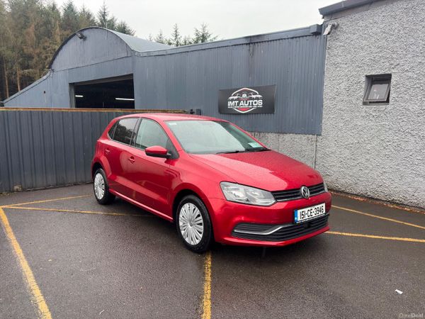 Volkswagen Polo Hatchback, Petrol, 2015, Red
