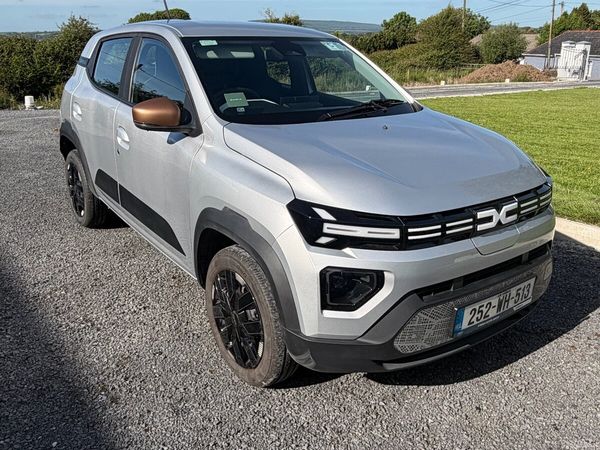 Dacia Spring Hatchback, Electric, 2025, Grey