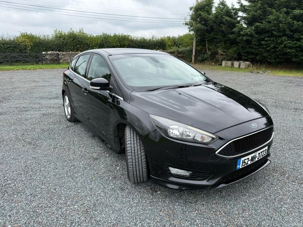 Ford Focus Hatchback, Petrol, 2015, Black