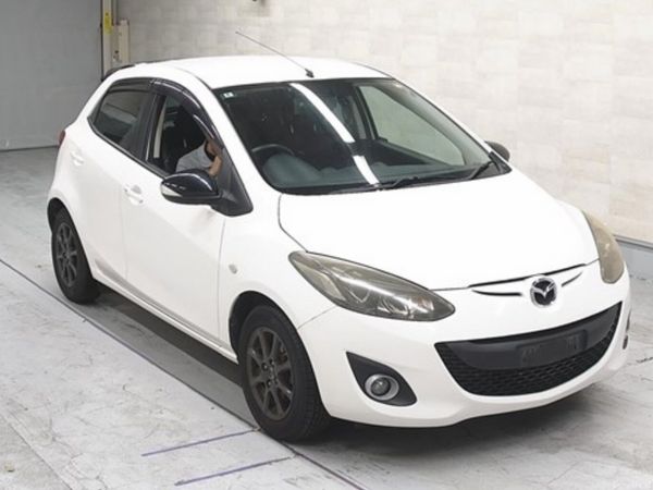 Mazda Demio Hatchback, Petrol, 2013, White