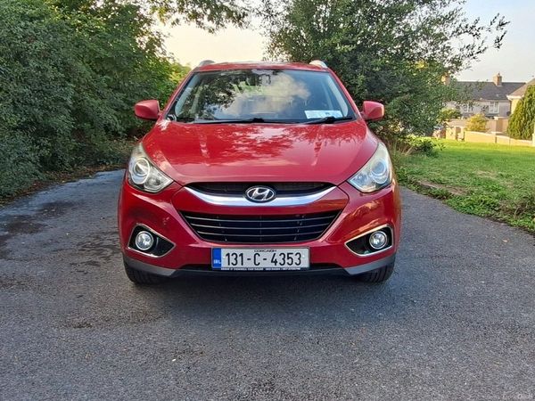 Hyundai ix35 SUV, Diesel, 2013, Red