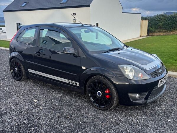 Ford Fiesta Hatchback, Petrol, 2008, Black