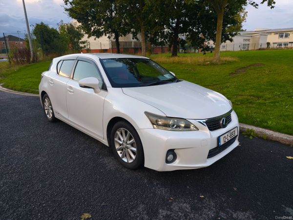 Lexus CT Hatchback, Petrol Hybrid, 2012, White