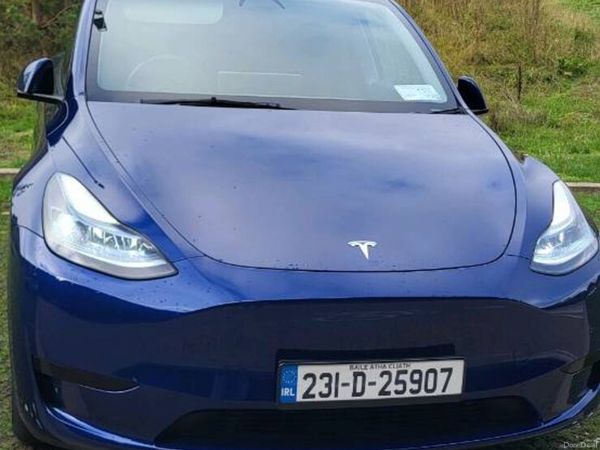 Tesla Model Y MPV, Electric, 2023, Blue