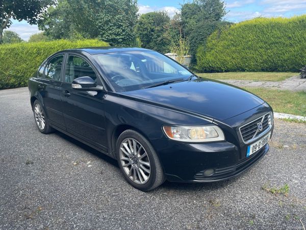 Volvo S40 Saloon, Diesel, 2009, Black