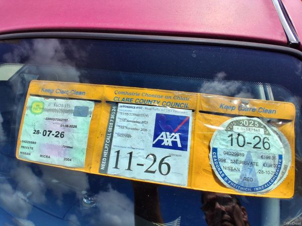 Nissan Micra Hatchback, Petrol, 2004, Red