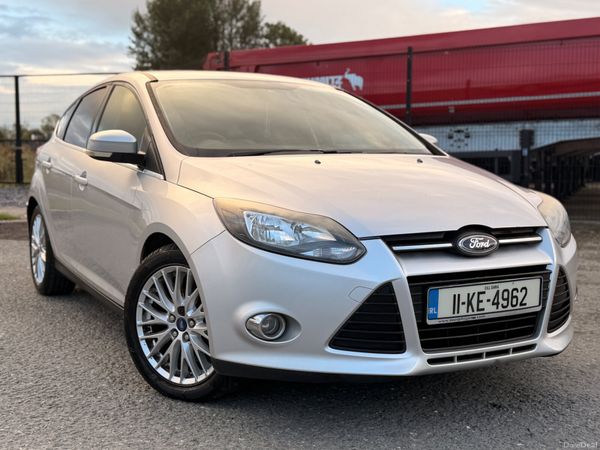 Ford Focus Hatchback, Diesel, 2011, Silver