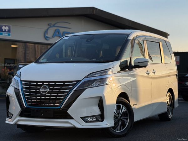 Nissan Serena MPV, Petrol Hybrid, 2021, White