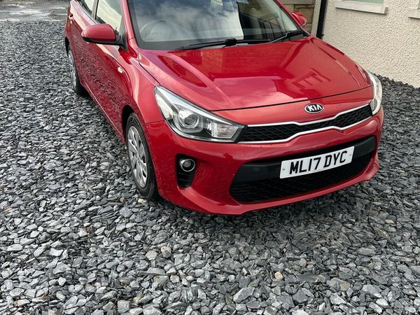 Kia Rio Hatchback, Diesel, 2017, Red
