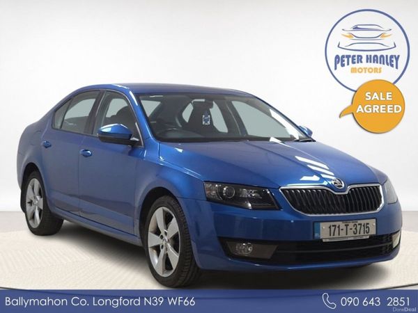 Skoda Octavia Saloon, Diesel, 2017, Blue