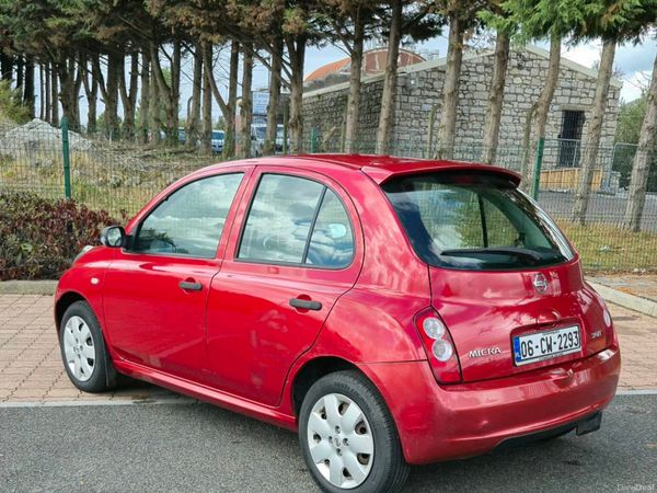 Nissan Micra Hatchback, Petrol, 2006, Red
