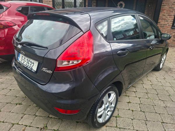 Ford Fiesta Hatchback, Petrol, 2010, Grey