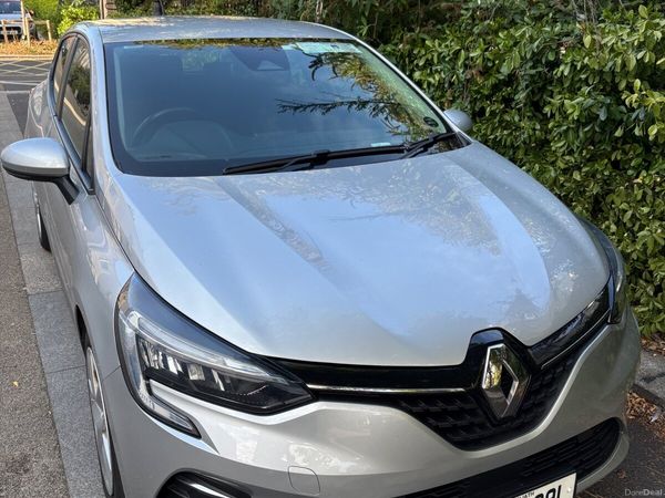 Renault Clio Hatchback, Petrol, 2021, Grey