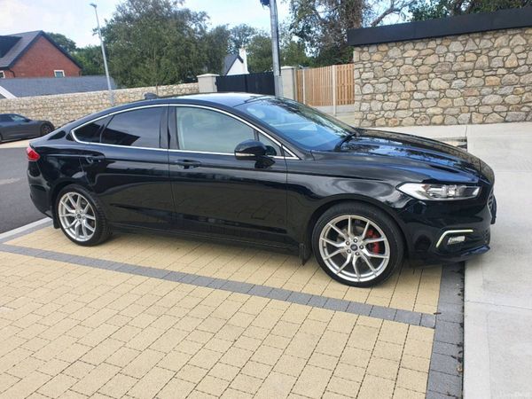 Ford Mondeo Hatchback, Diesel, 2020, Black