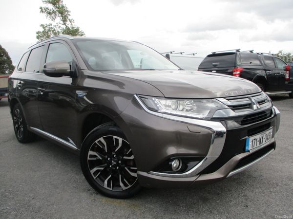 Mitsubishi Outlander SUV, Petrol Plug-in Hybrid, 2017, Brown