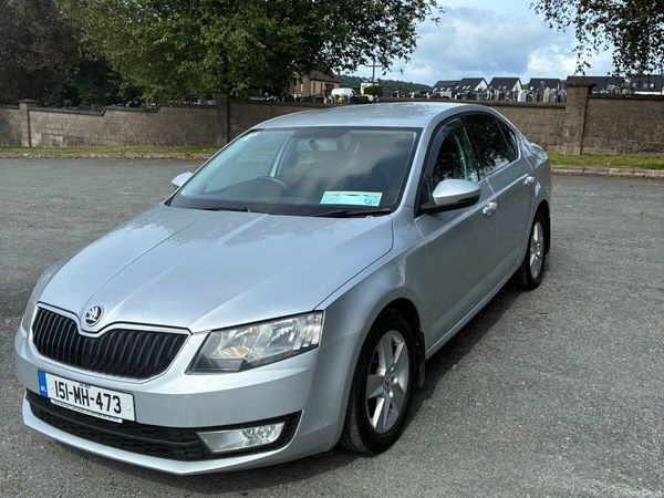 Skoda Octavia Saloon, Diesel, 2015, Silver
