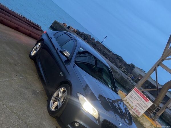 BMW 5-Series Saloon, Diesel, 2015, Grey