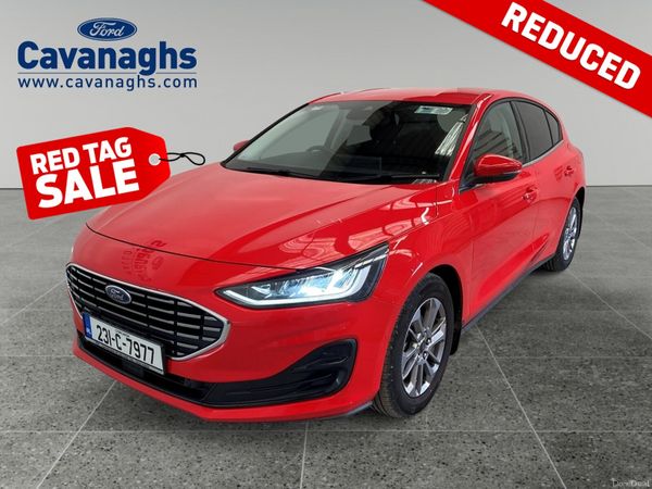 Ford Focus Hatchback, Petrol, 2023, Red