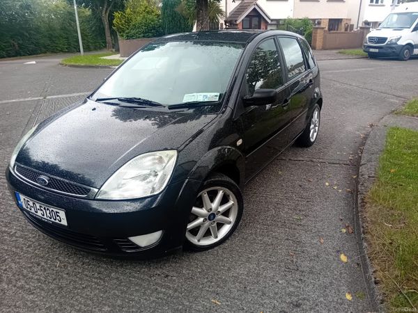 Ford Fiesta Hatchback, Petrol, 2005, Black