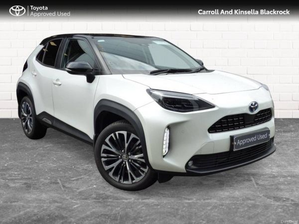 Toyota Yaris Cross Hatchback, Petrol Hybrid, 2023, White