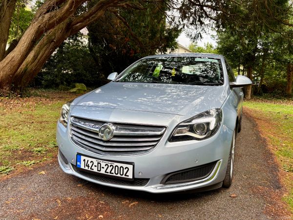 Vauxhall Insignia Hatchback, Diesel, 2014, Silver