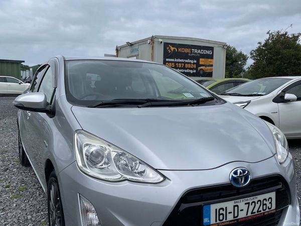 Toyota Aqua Hatchback, Petrol Hybrid, 2016, Silver
