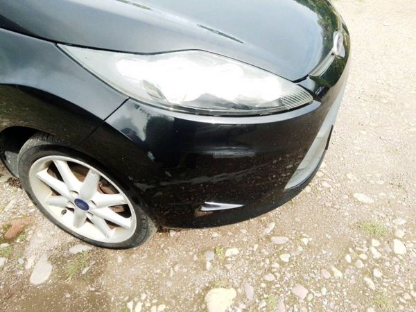 Ford Fiesta Hatchback, Diesel, 2011, Black