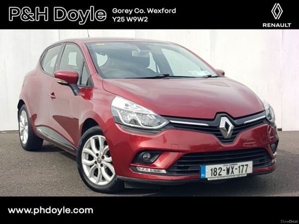 Renault Clio Hatchback, Petrol, 2018, Red
