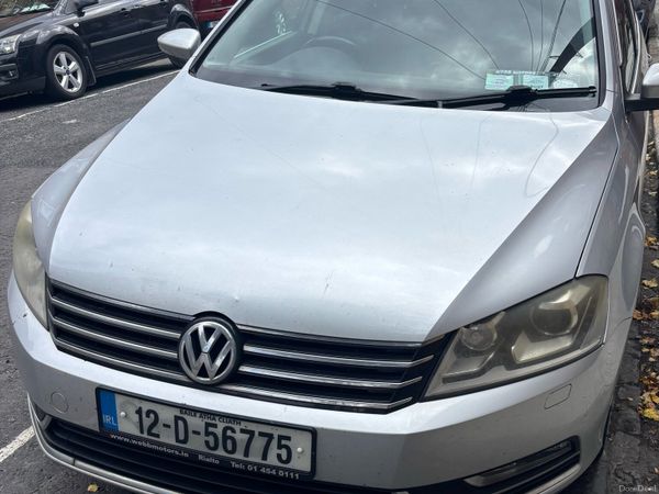Volkswagen Passat Estate, Petrol, 2012, Silver